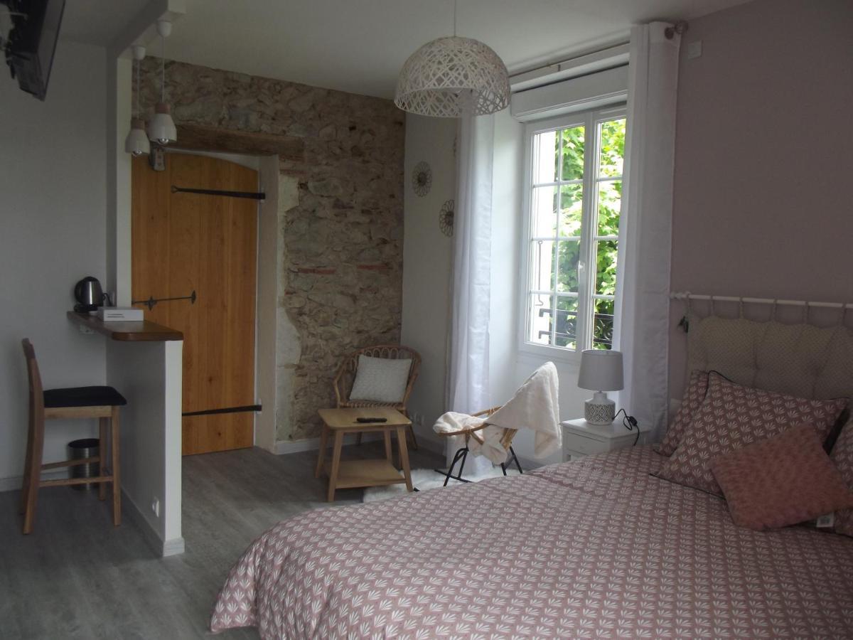 Bed and Breakfast Domaine De Poumatan Riviere-Saas-et-Gourby Esterno foto